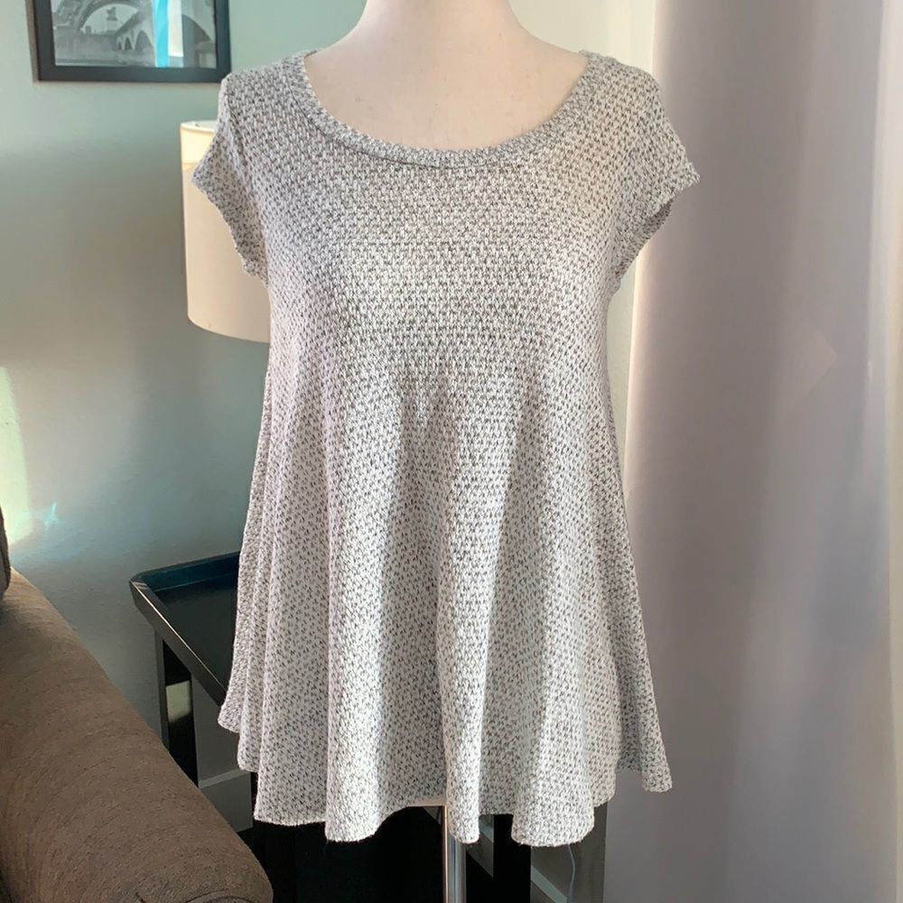 Blue Rain short sleeve tunic length knit top sz sm